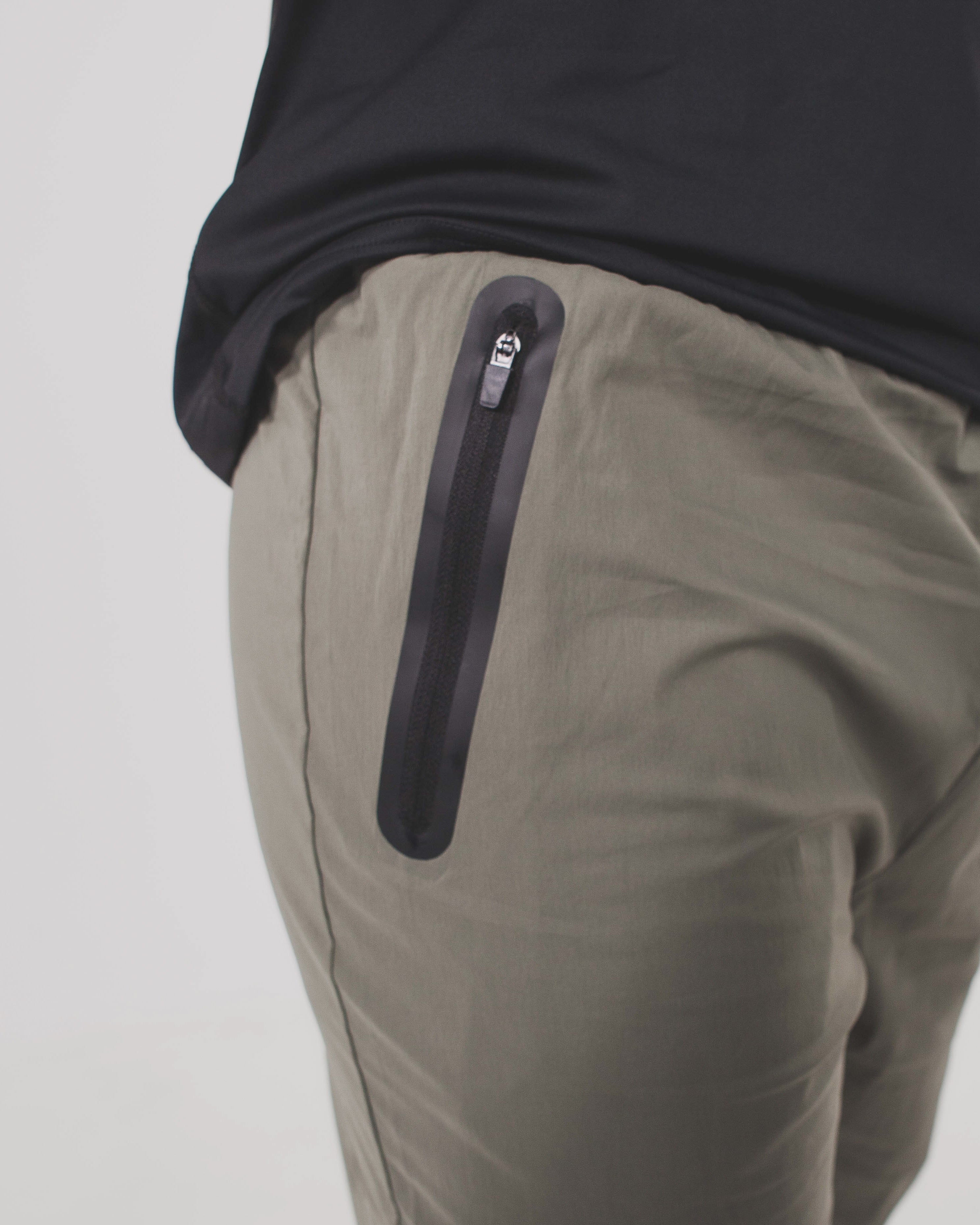 Active Cargo Joggers - Matte Green