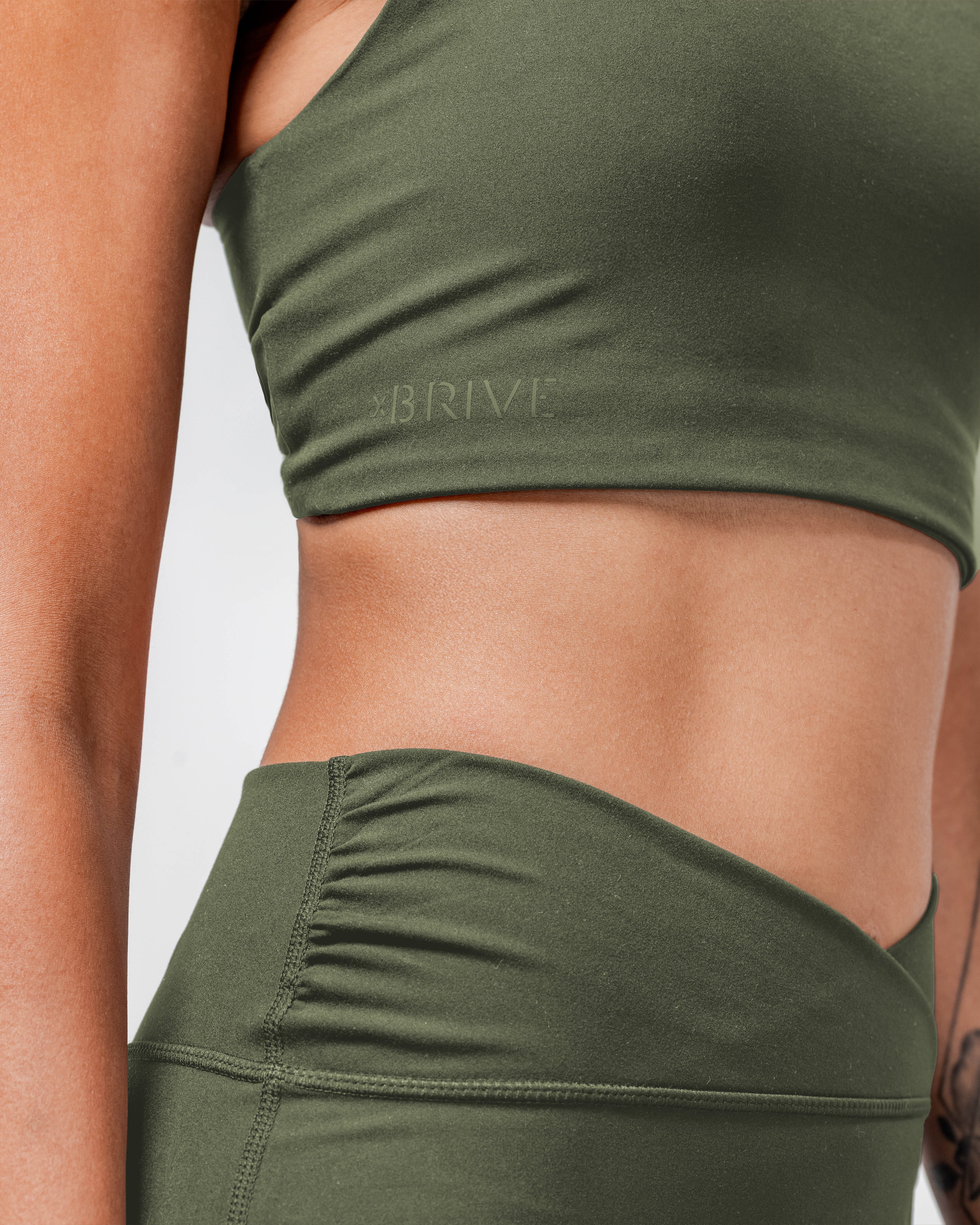 Form Sports Bra - Olive Green
