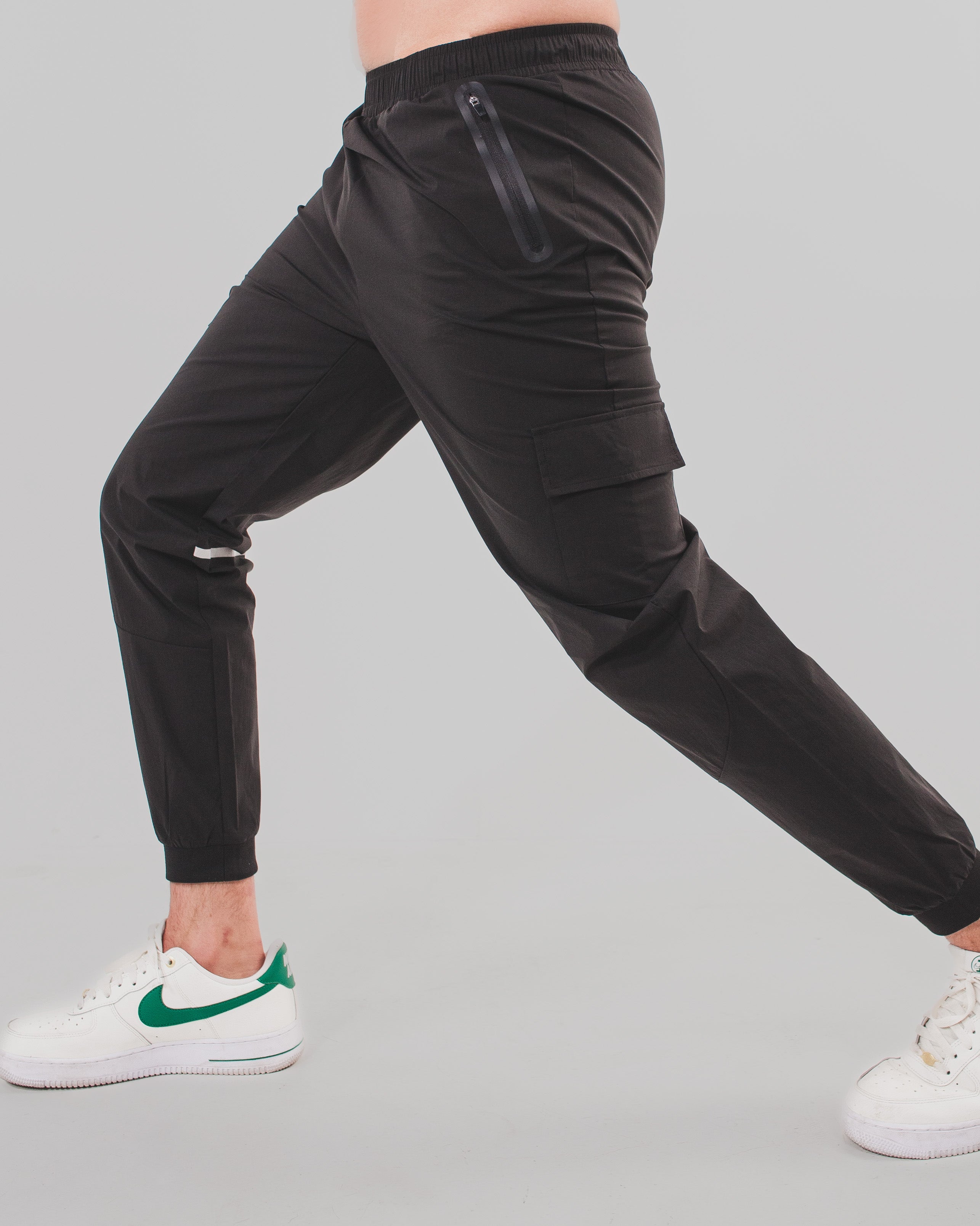 Active Cargo Joggers - Black